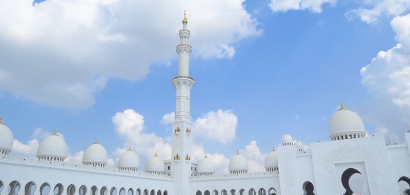 serial-travelers-abu-dhabi-mosquee-Cheikh-Zayed-minaret