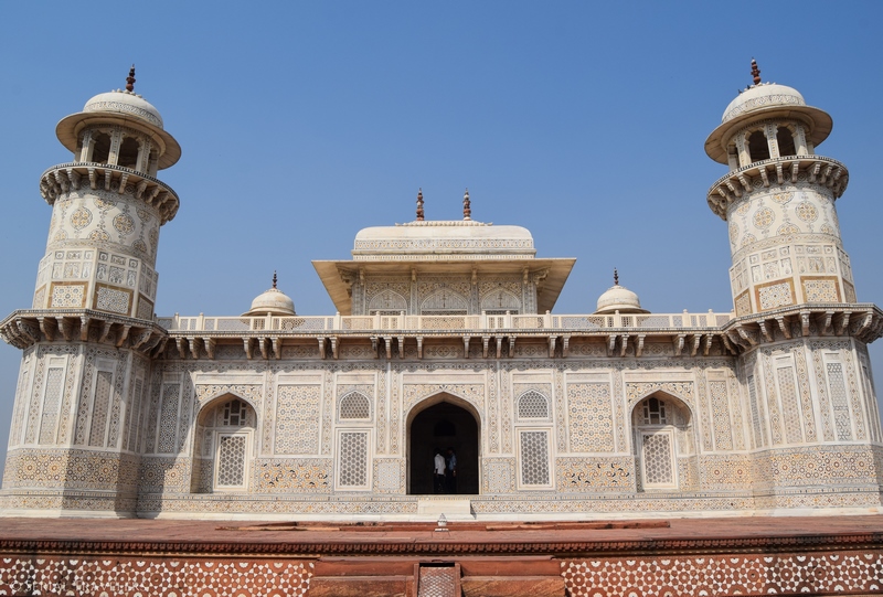 serial-travelers-india-agra-baby-taj