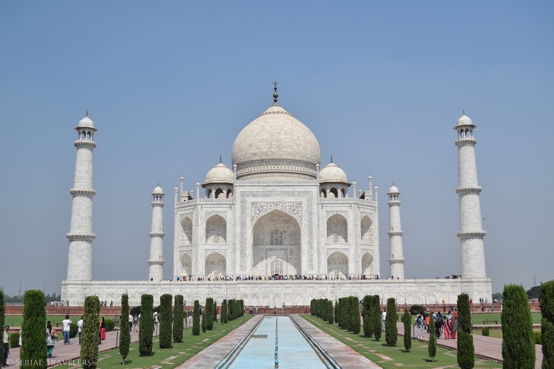 serial-travelers-india-agra-taj-mahal-bassin