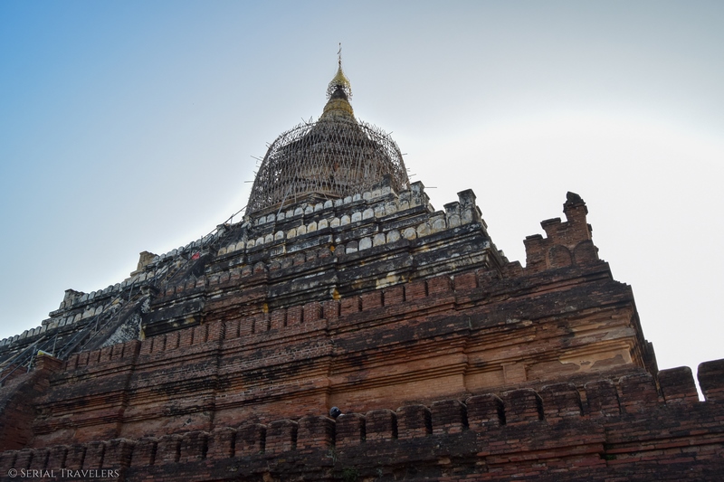 serial-travelers-myanmar-bagan-shwesandaw-sunset-temple