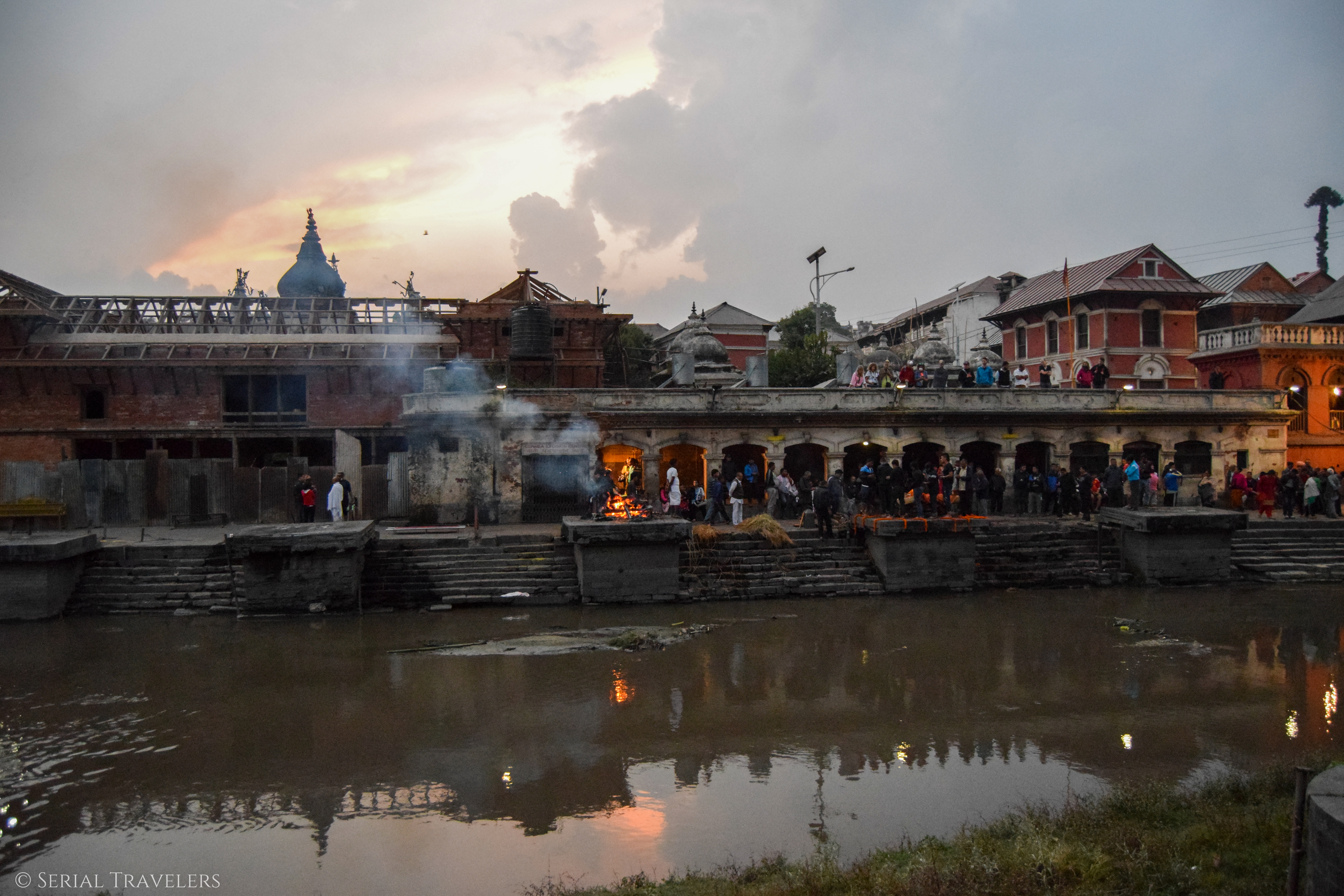 serial-travelers-nepal-katmandou-pashupatinath-16