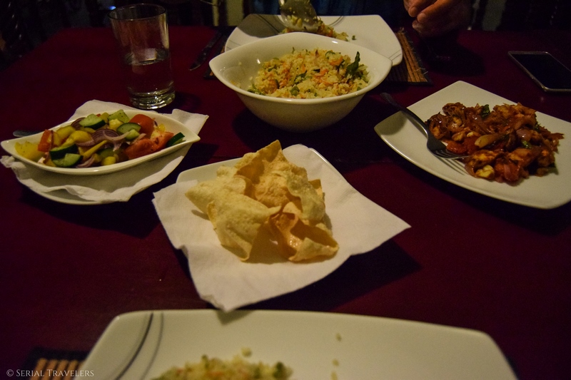 serial-travelers-sri-lanka-kandy-devilled-chicken-traditionnal-food