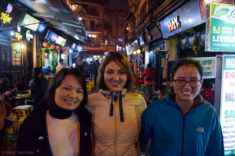 serial-travelers-vietnam-hanoi-nuit