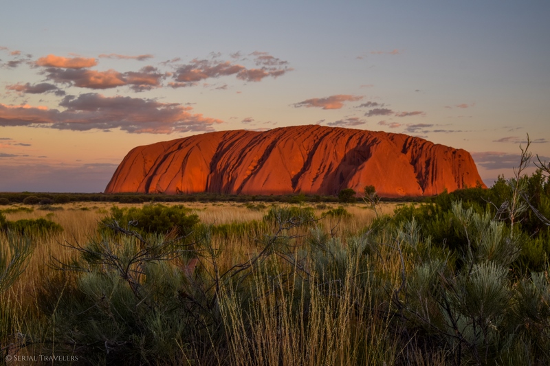 serial-travelers-australie-uluru-scenic-sunset5