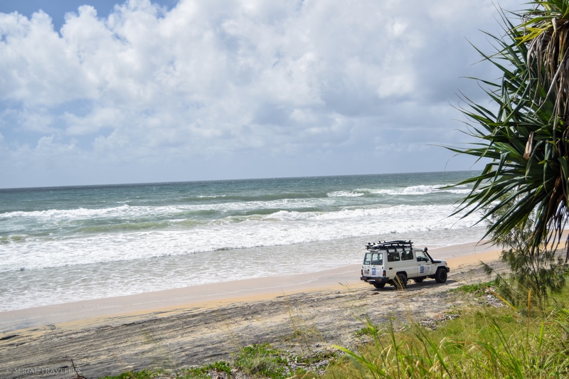 serial-travelers-australie-carlo-sandblow-rainbow-beach7